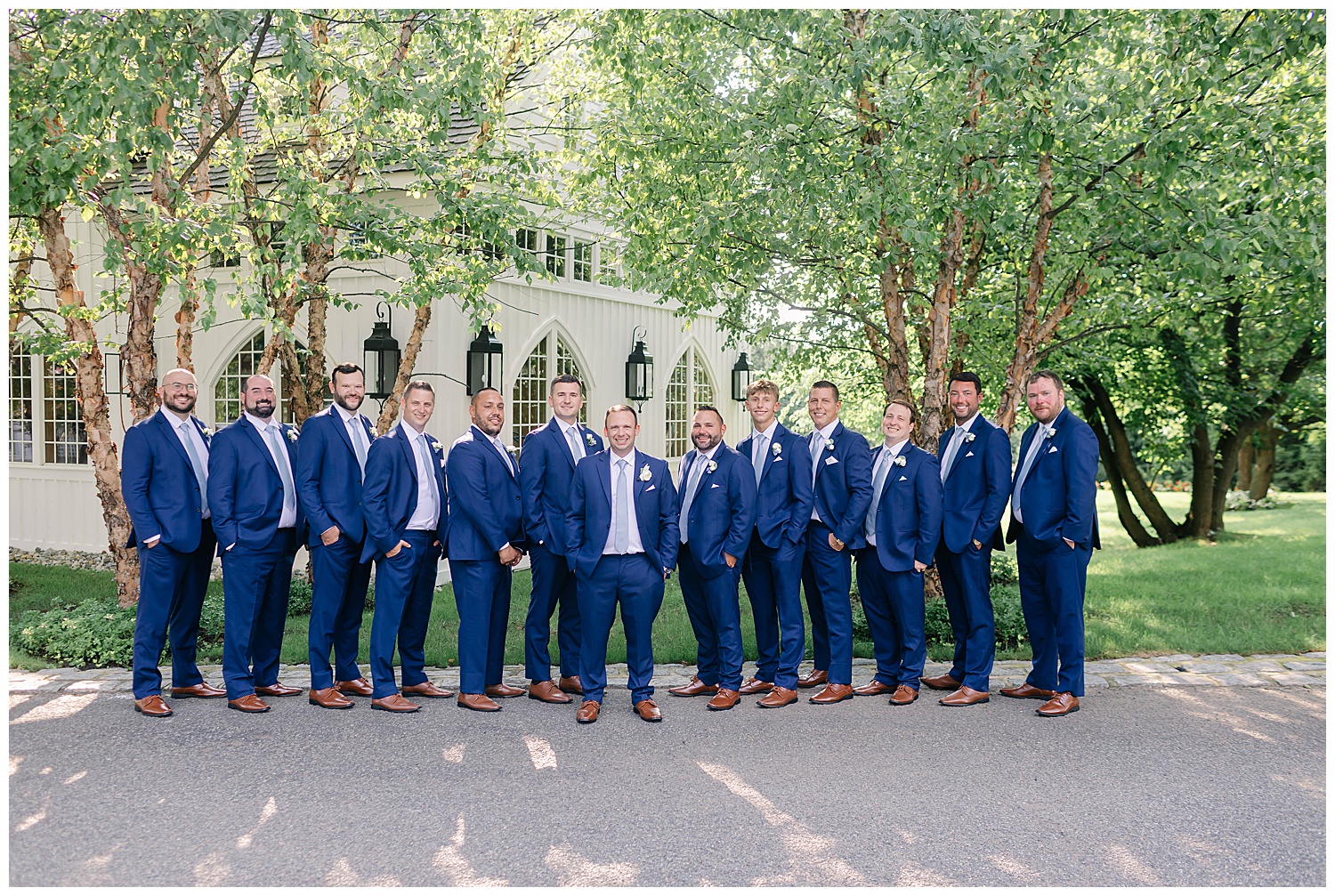groom and groomsmen portrait